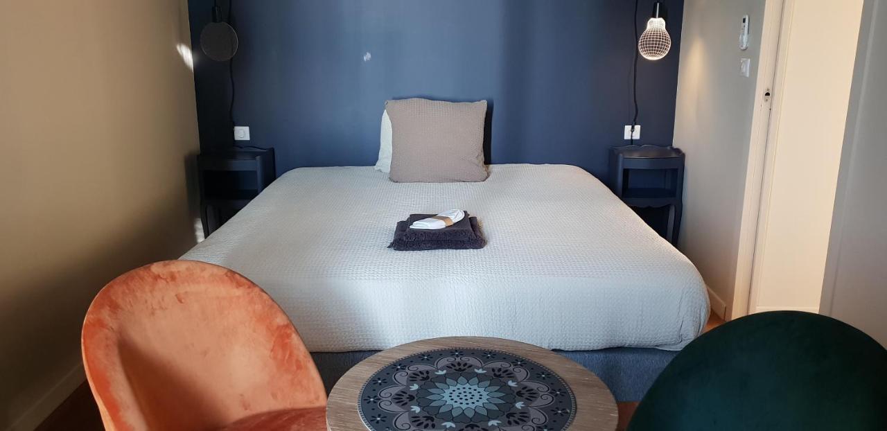 Le Domaine De Dony Villa Balbins Eksteriør bilde